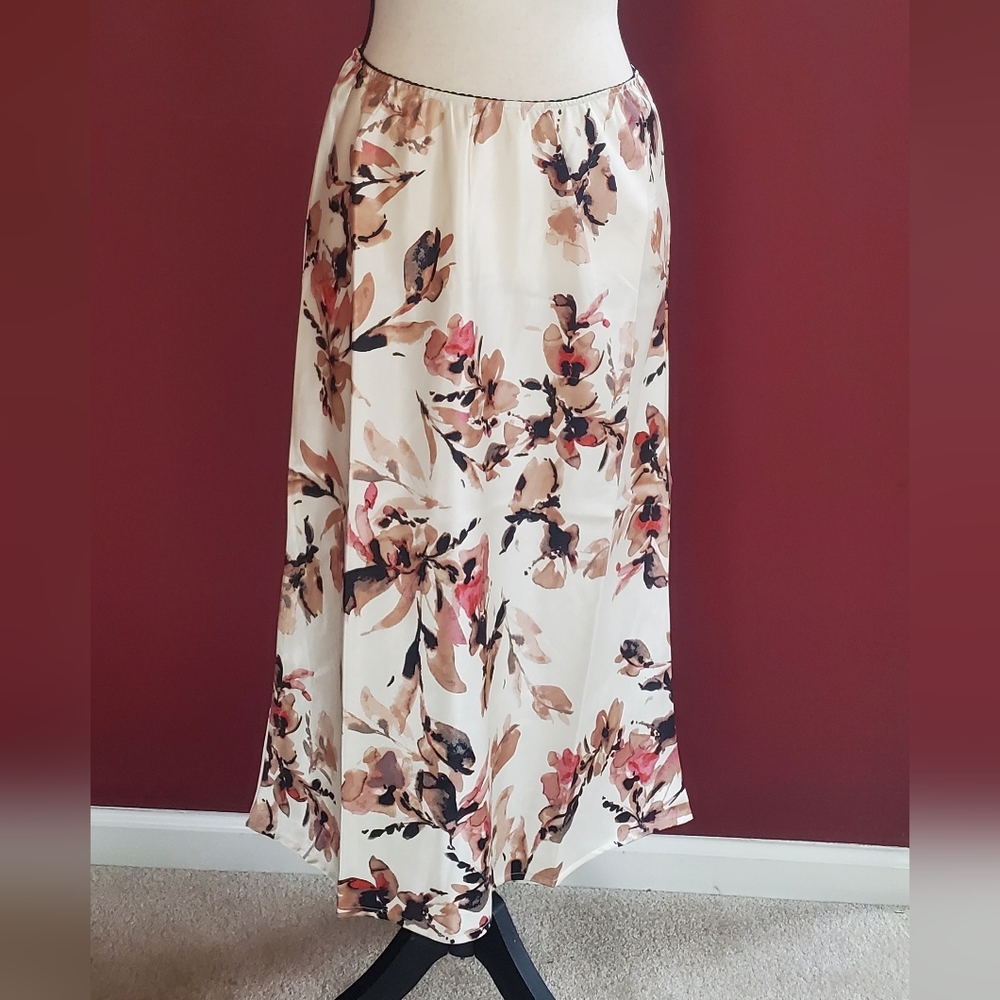 Band Of Gypsies- Floral Satin Midi Skirt NWT